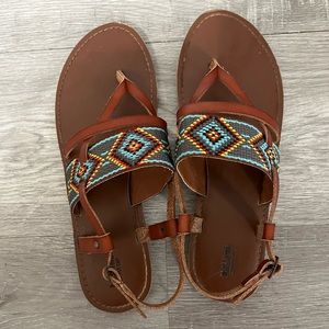 Mossimo Supply Co. Sandals, Size 8